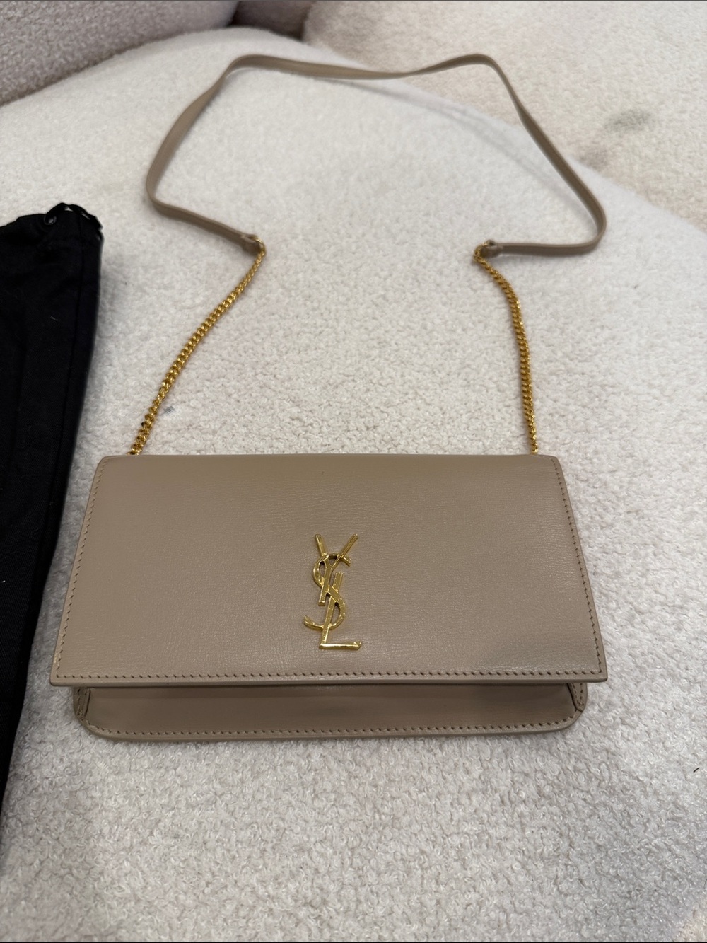 Saint Laurent Beige Leather Crossbody Wallet with Gold YSL - Used once. - Picture 2 of 5